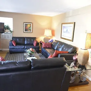 Friendship Suites Pittsburgh