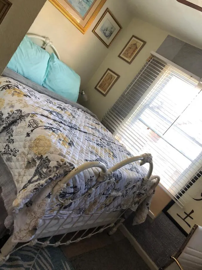 Guest house Highland Park Pittsburgh Hotel United States